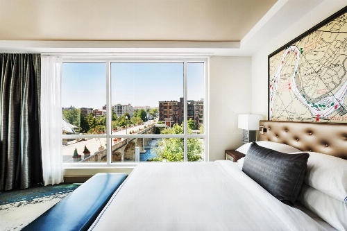 THE TENNESSEAN Personal Luxury Hotel image 3