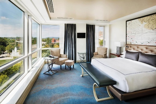 THE TENNESSEAN Personal Luxury Hotel image 7